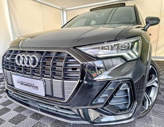 AUDI Q3 2.0 40 TFSI GASOLINA PERFORMANCE BLACK QUATTRO TIPTRONIC AUDI Q3 2.0 40 TFSI GASOLINA PERFORMANCE BLACK QUATTRO TIPTRONIC